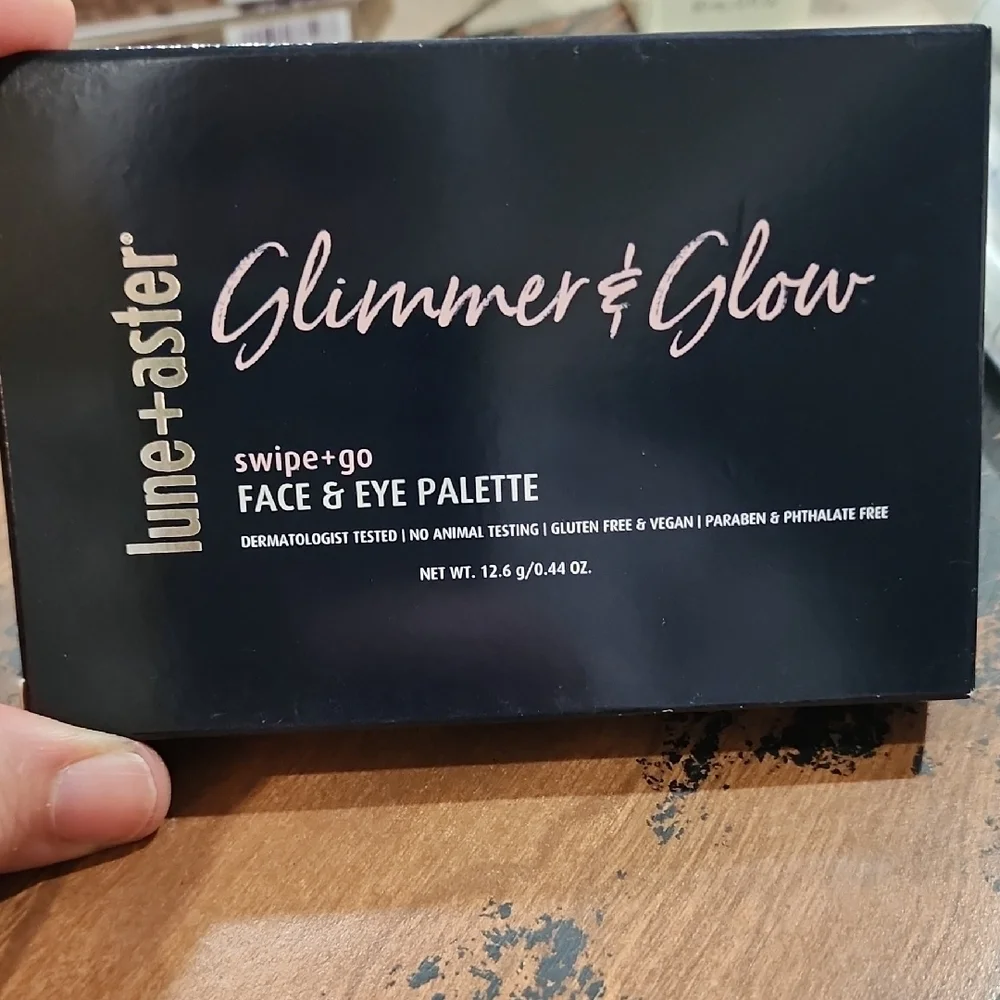 Lune + Aster Glimmer Glow Face And Palette - 0.44 oz BNIB